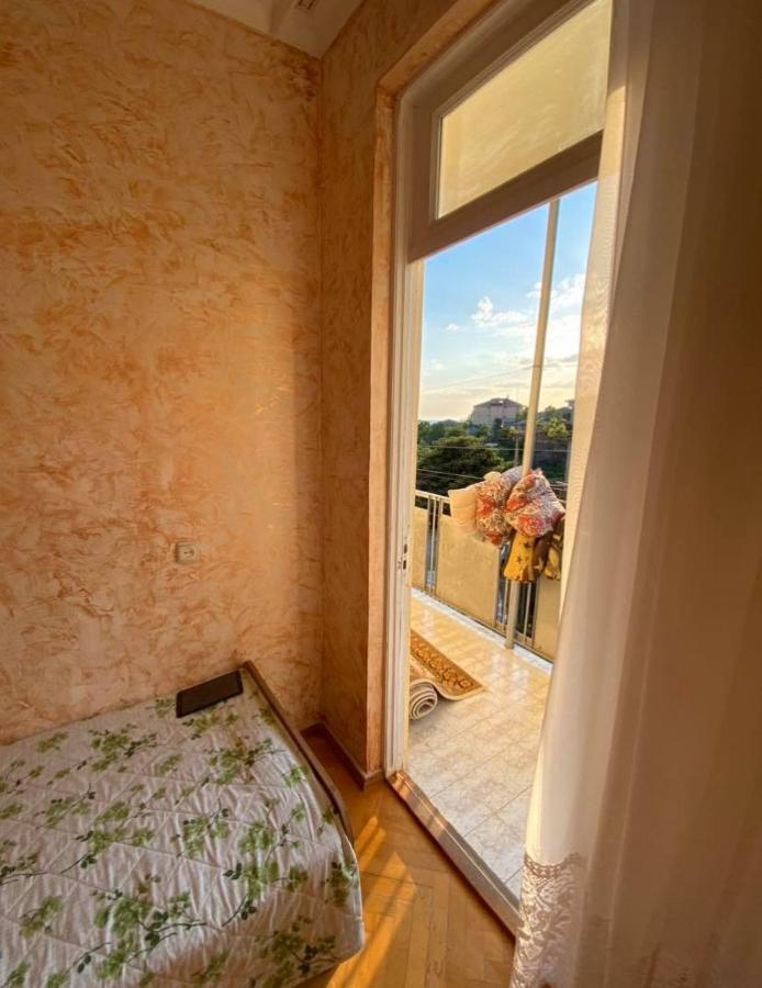 Guest House Lazuri Sarpi Exterior photo